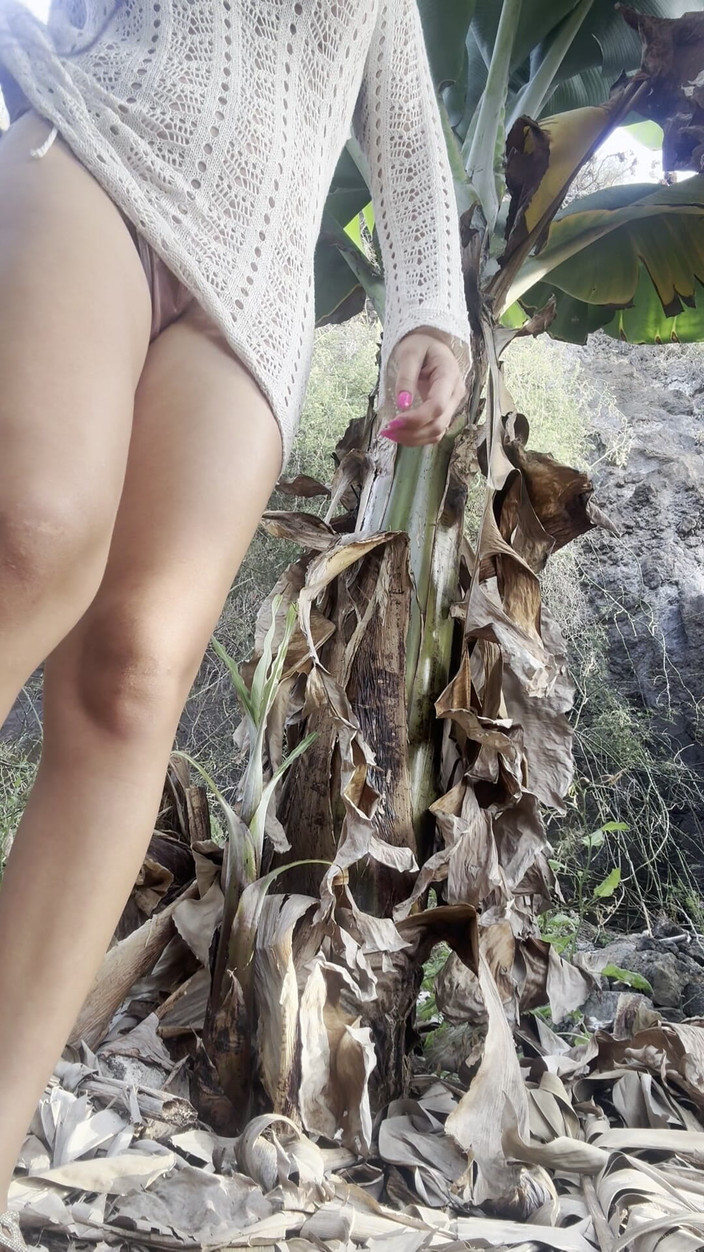 LadyAna: Ich pinkle hier