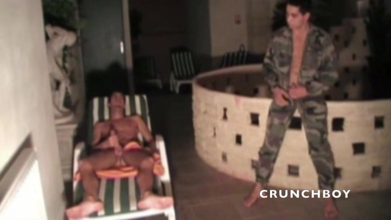 Crunch Boy: Twink futut de un băiat sexy latino militaty