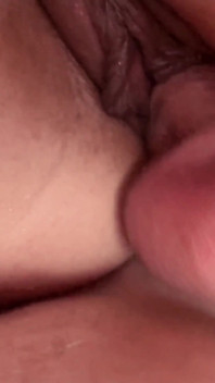 成熟したママは穴が開くのが大好きです