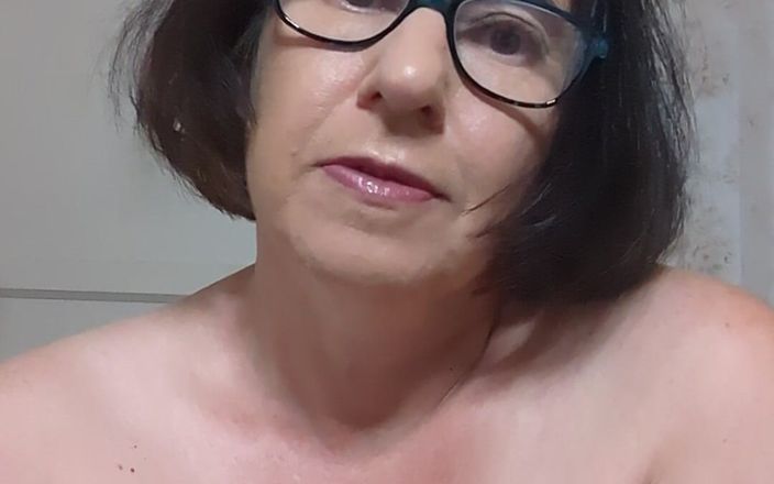 Bustybrendaxxx: Anal Whore Who Loves Ass to Mouth!