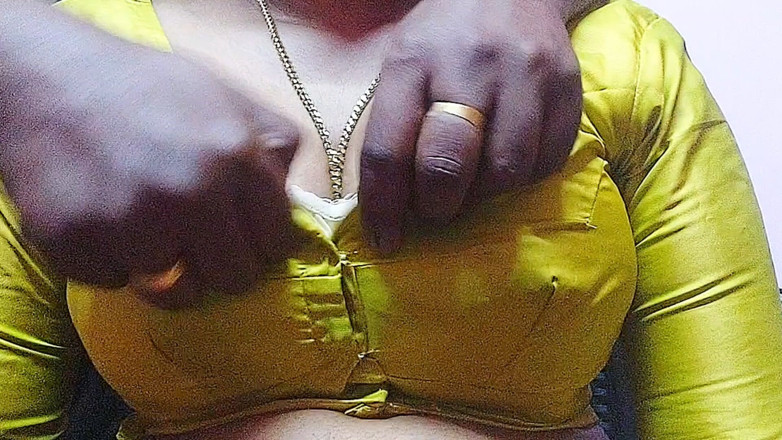 Desi Mohini: Sexe hardcore, ma bombasse indienne sexy et juteuse
