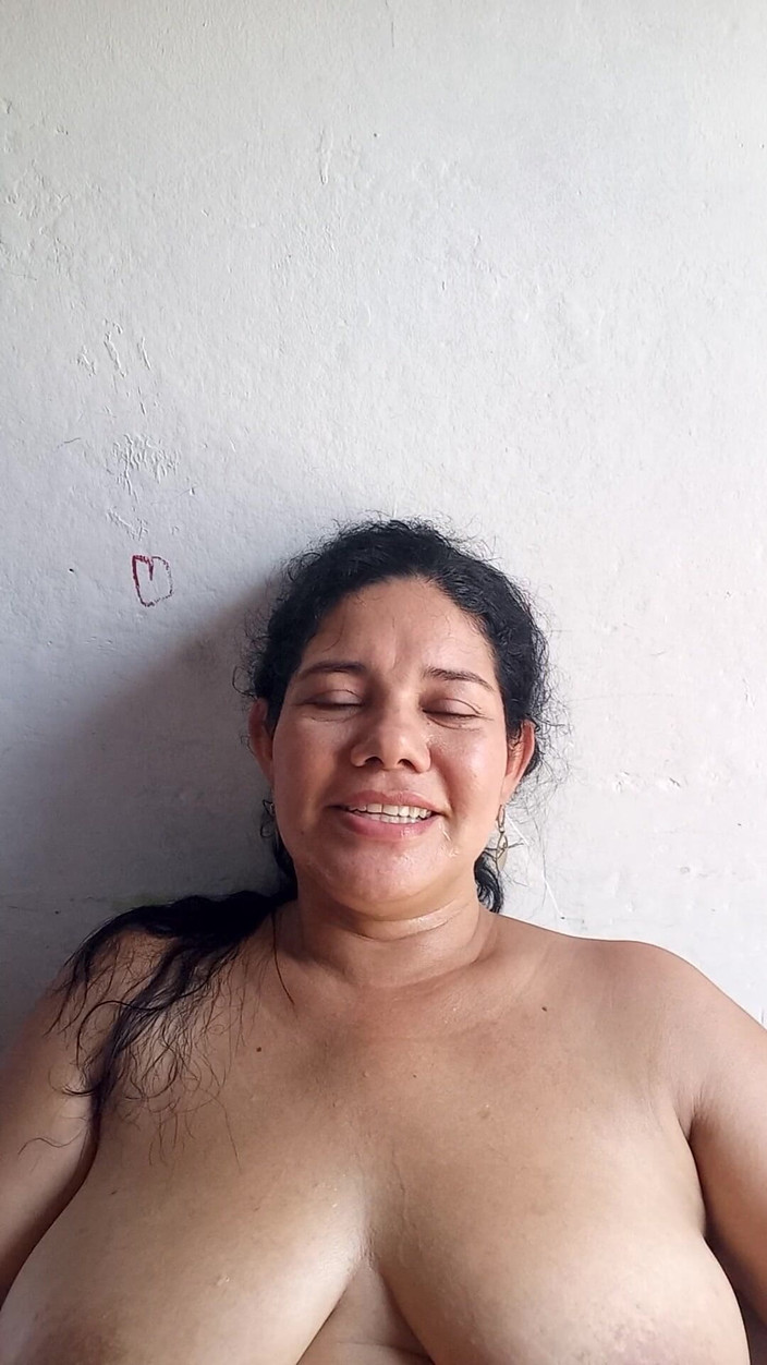 Valkyrieandluigy: सुंदर मेरी विशेषज्ञ प्रेमिका को चूस रही है