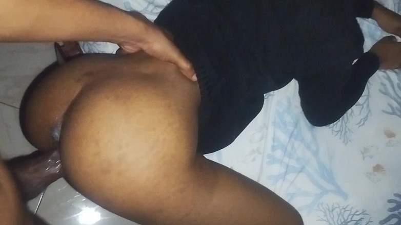 Freaky relatives: 本当の義理の妹は私のチンコに乗るのが大好き!ティーンエイジャーの膣が犯され、中出しされる