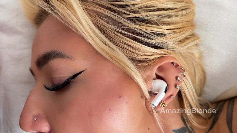 Amazing Blonde: POV Stepson Could Not Oppose the Stepmother of an Amazingblonde