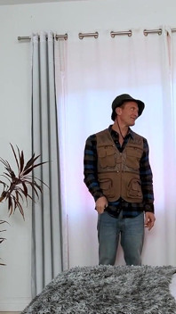 Stepdad and His Girl Pick up Hitchhiker Avery Wilds for a Roadside Spitroast