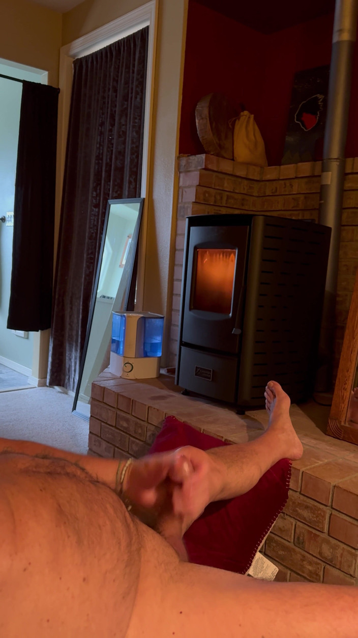 Bonewizzard69: パパがペニスを撫で、ボーンメイデンは脱いで吸う