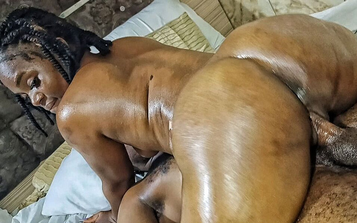 Bangweather: Curvilínea ébano culo follado por mi enorme polla