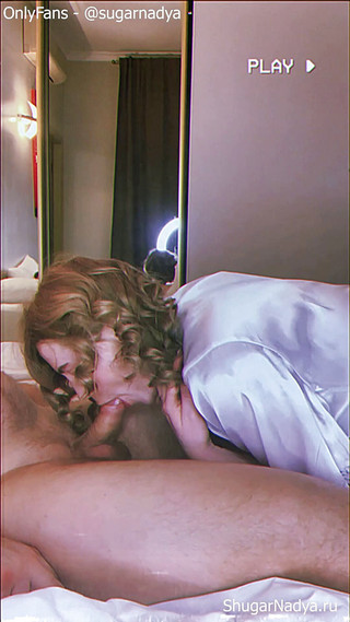 SugarNadya: Pompino molto delicato in un ambiente accogliente