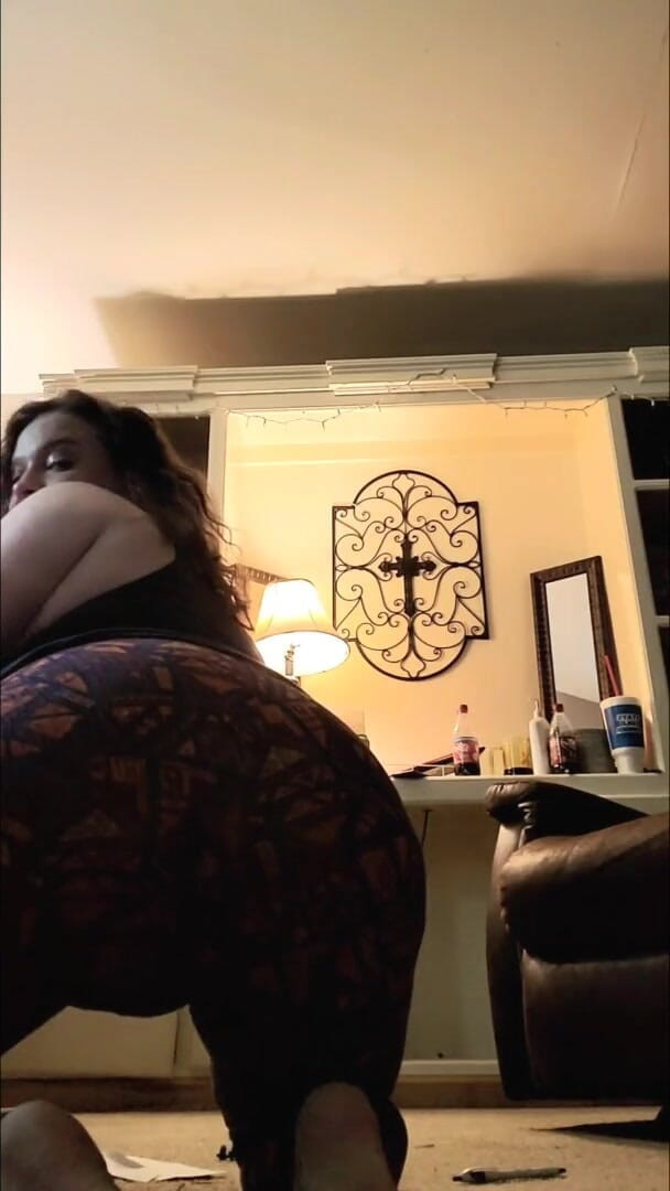 Mistress Michella Marijuana: CFNM / POV Stepniece Doing Yoga While She Dishes Out Sph...