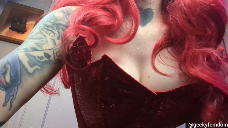 Geeky Femdom: Wandavision - encogido por la bruja escarlata