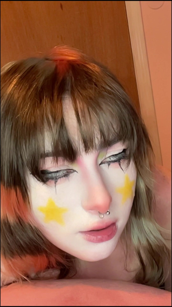 Mushroombitchx: Оргазм на лице галактики