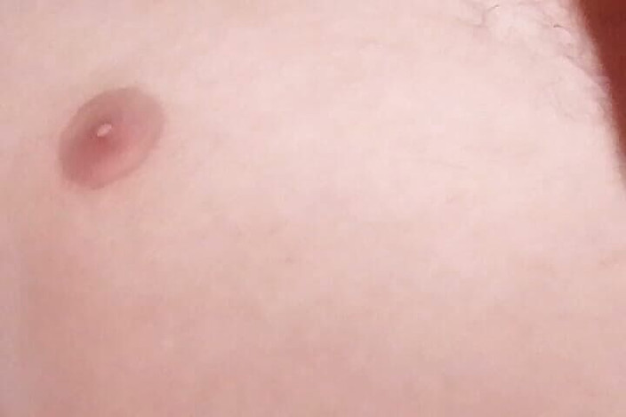 Gangbang straight: Priganka 칩 젖꼭지 마사지