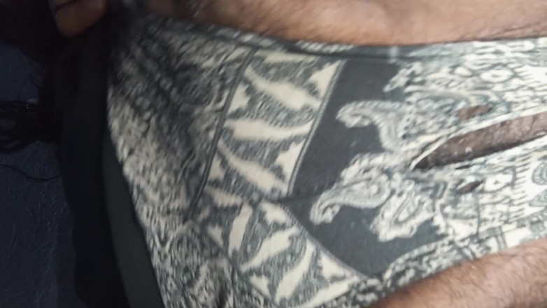 Raizelx117: Sounds of Wet Pussy and Ripped Shorts