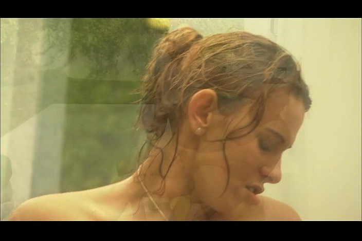 Tight little babes: Hete jonge Megan wordt hard geneukt tijdens het douchen