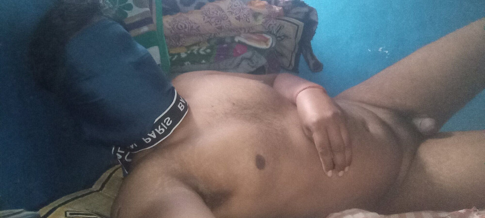 Sweet Indian cock: असली चेहरे के साथ मेरा लंड हस्तमैथुन