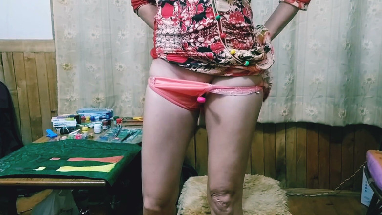 Bolly Karma: În dormitor, cuplul vrea sex