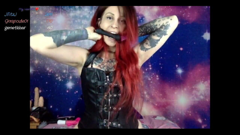 Marta Katze: ニャー