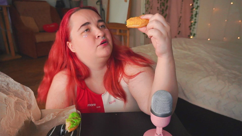 AssGives: Mâncând gogâi Obiceiul