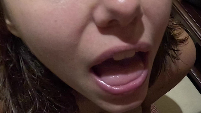 Chu-Chubi: Amateur Girlfriend Enjoys Blowjob Und Swallow a Good Cumshot in...