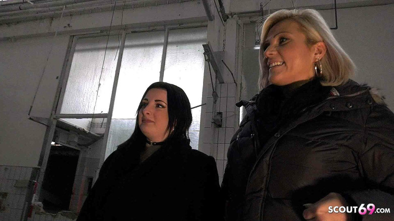 Full porn collection: Niemiecka MILF Tatjana Młoda i nastolatka Elisa18 Rozmowa z Swinger...