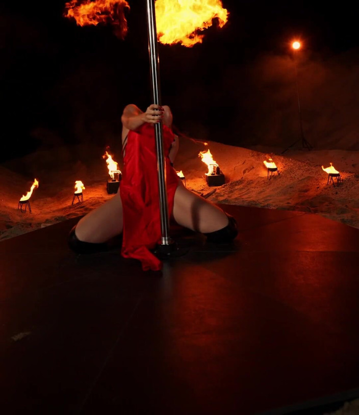 Renata Fox: Blaze in Hell, Witch!