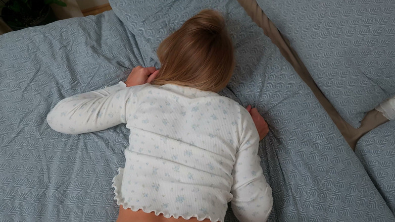 MariMoore: Regarde Ma Chatte Mouillée Et Mets Déjà Ta Grosse Bite...