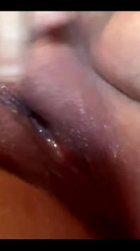 Honeyfleurluv Horny Wet Moaning Pussy