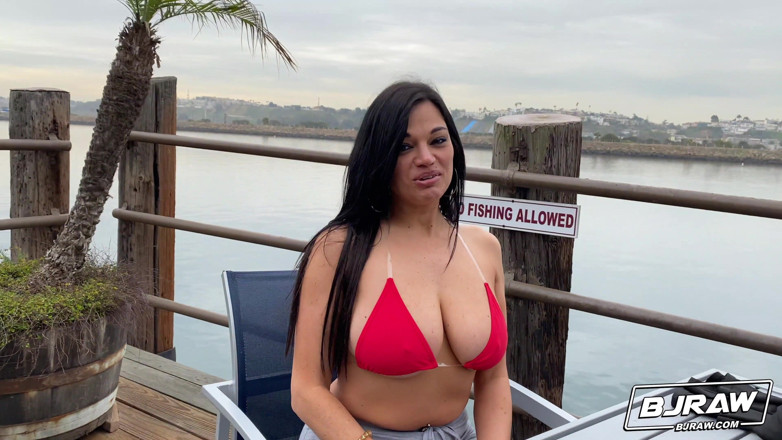 BJ Raw: BJRAW Mona Azar's face is a work of art