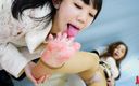 Japan Fetish Fusion: Licking and Tasting Boot-steamed Feet Over Pantyhose! Meru Iroha Niina...