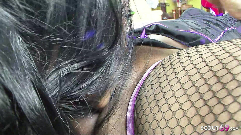 Full porn collection: Het ebenholts lesbisk knull filmad i omklädningsrummet