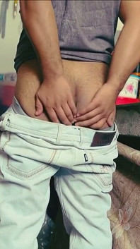 Wow Kontol Monster Besar Teman Sekamar Pertama Kali