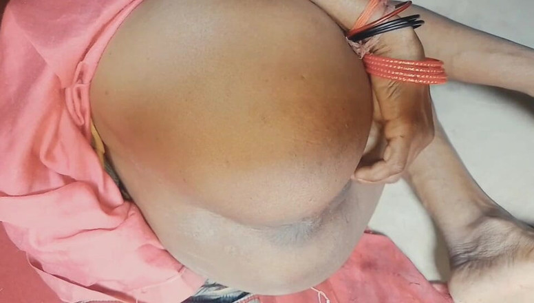 Deshi girl 9: Pepek solo India menjolok ibu tiri