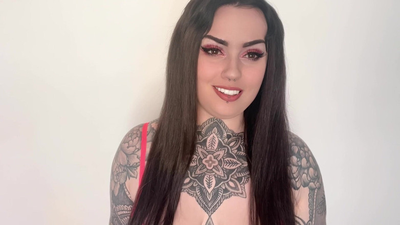 Miss Valentina: Virtual Wedgie