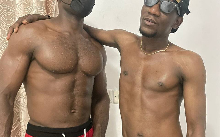 JoelG1: Bodyguard I Met at the Party Made Me Wet