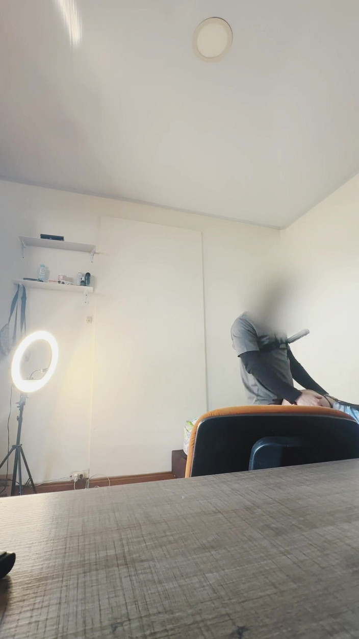 Mo kanno: Ik neukte mijn Egyptische vriendin in mijn kantoor