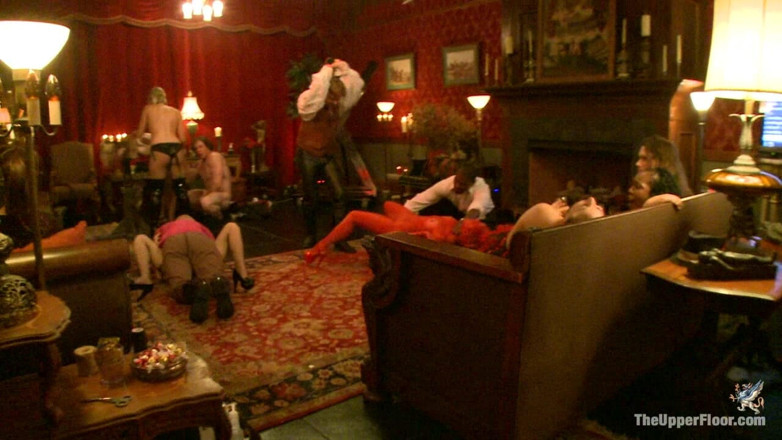 The Upper Floor by Kink: Valentinstag