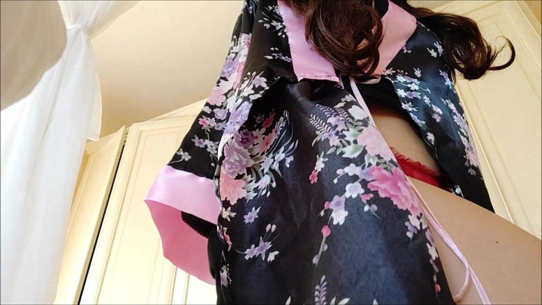 savannahamatoriale: 美しいイタリア人のロベニアはセクシーですが、サディスティックで攻撃的です