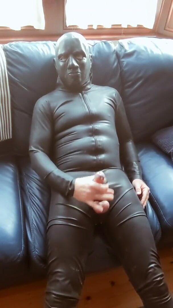 Bellhead: Rubber fun
