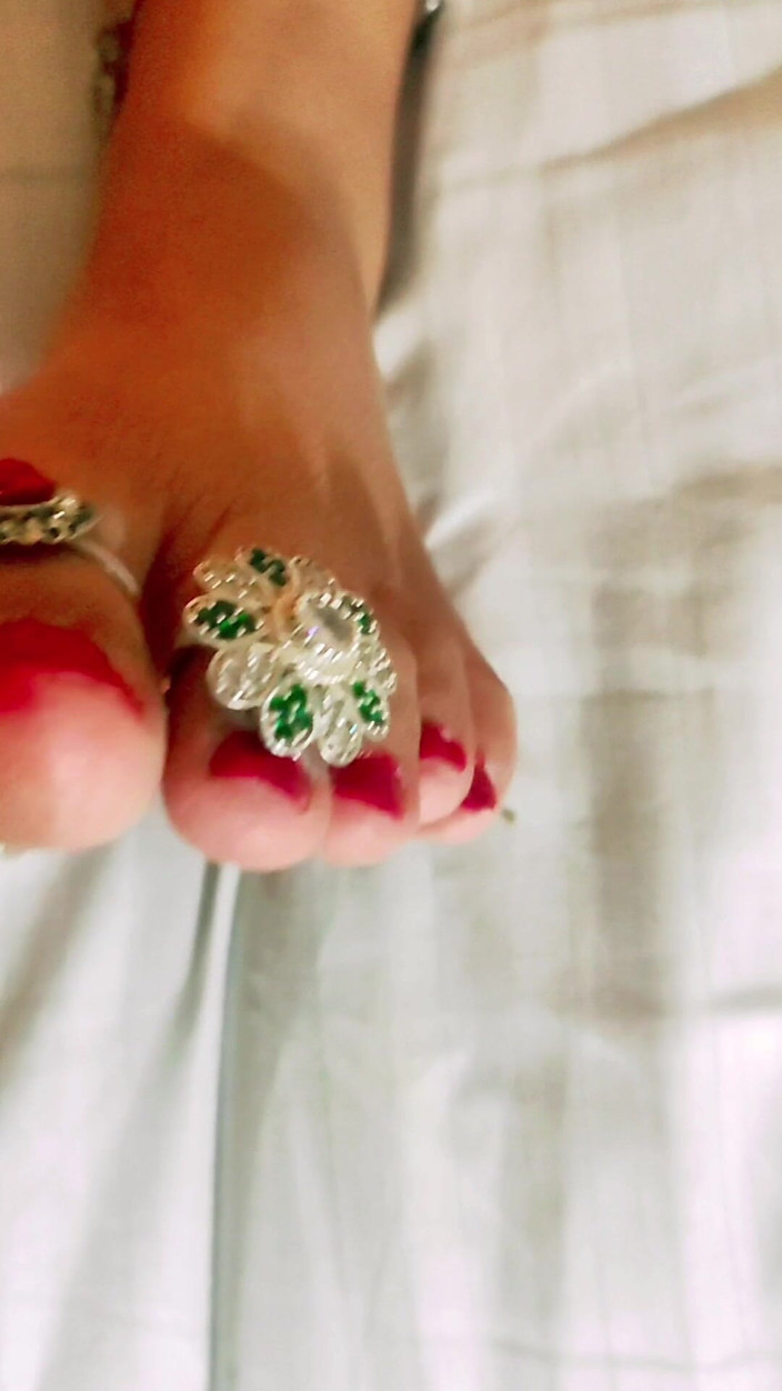 Ankita10000: Laal pari在红玫瑰女孩里面