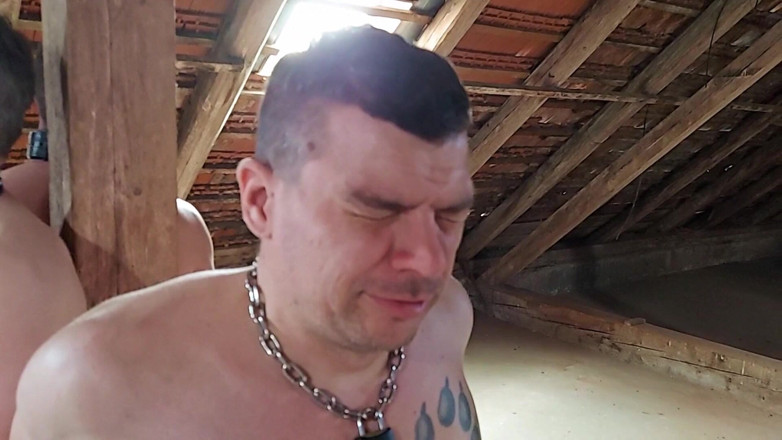 Master Drex: Under roof - threesome