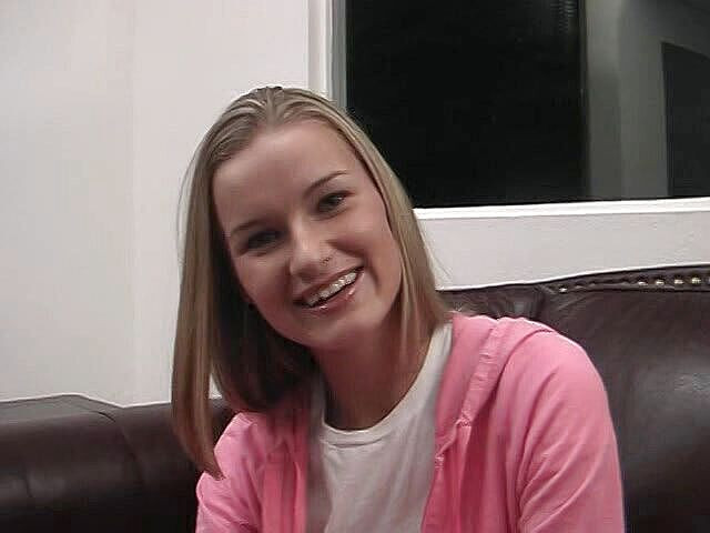 Lustful Teens: Kali pertama Jewel menghisap dan menelan