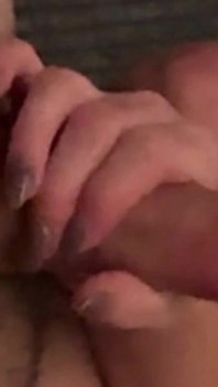 Mamă Sexy Amatoare (eu) Stând Pe O Pulă Tare Până Când Ejaculez Și El Mă Umple Adânc Xx