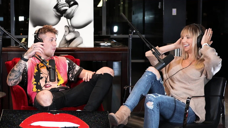 Pillow Talk: Cassaundra Kelly Reminds Us Why She Is the MILF Next...