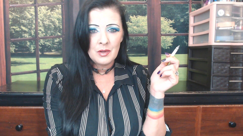 Abby Anna: Mantra lesson smoke slave