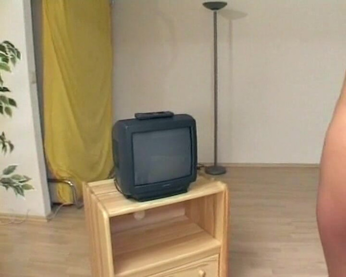 Deutsche Frauen: A Tied German Slut Sucks Her Master's Dick Nicely