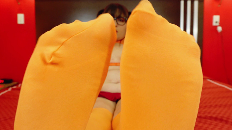 VickyVixen: Velma Wants Shaggy to Worship Her Feet