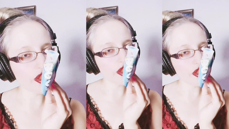 FinDom Goaldigger: Asmr sladká čokoláda jíst- Asmr, brýle, Obryně, Rtěnka, Velké Rty, Mough,...