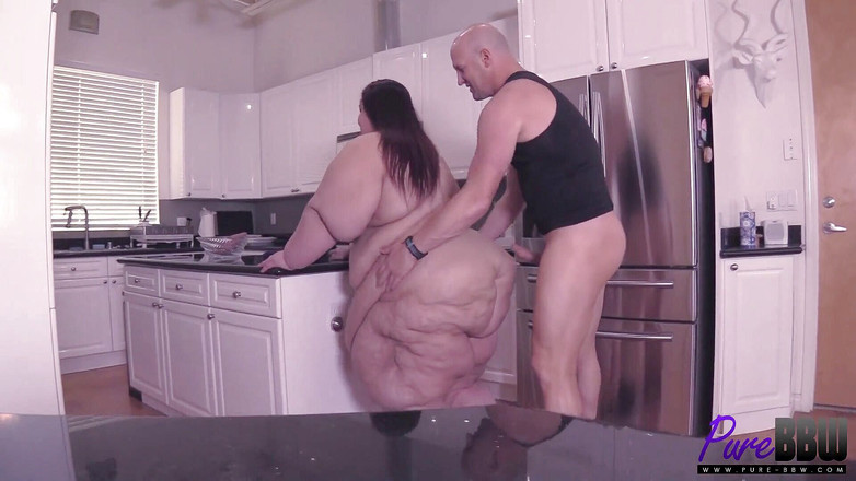 Pure Media Enterprises: 操在房子的每一个房间