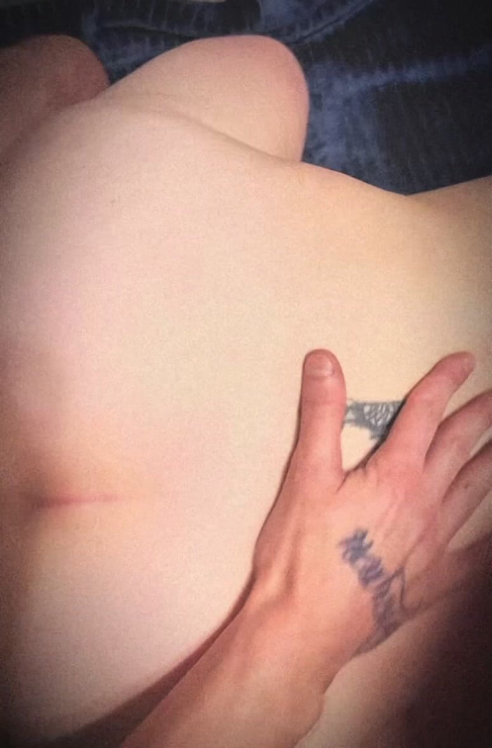 BreAnna Banx: Logodnicul mă de la spate