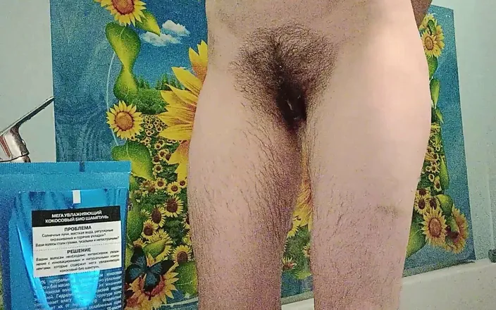 BW_Dolphin: Soapy hairy pussy and butts closeup. Piss.